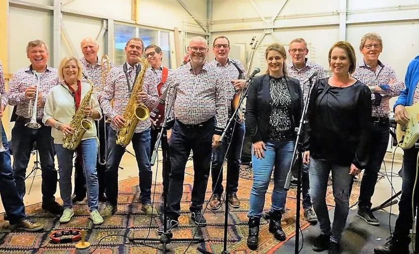 still working 1024x503