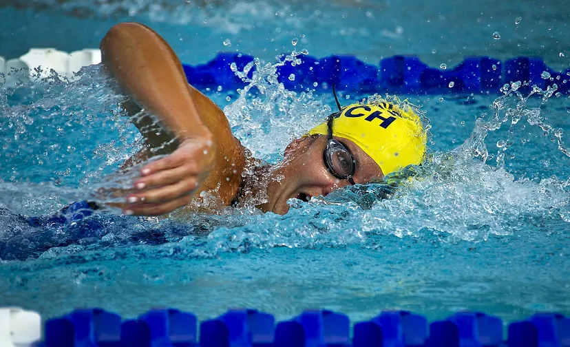 swimming 896x504