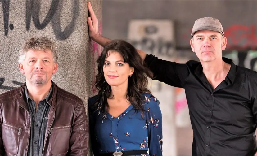 tip jar trio foto1 greetje van son 896x504