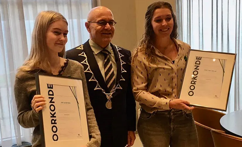 uitreiking jeugdlintjes 896x504