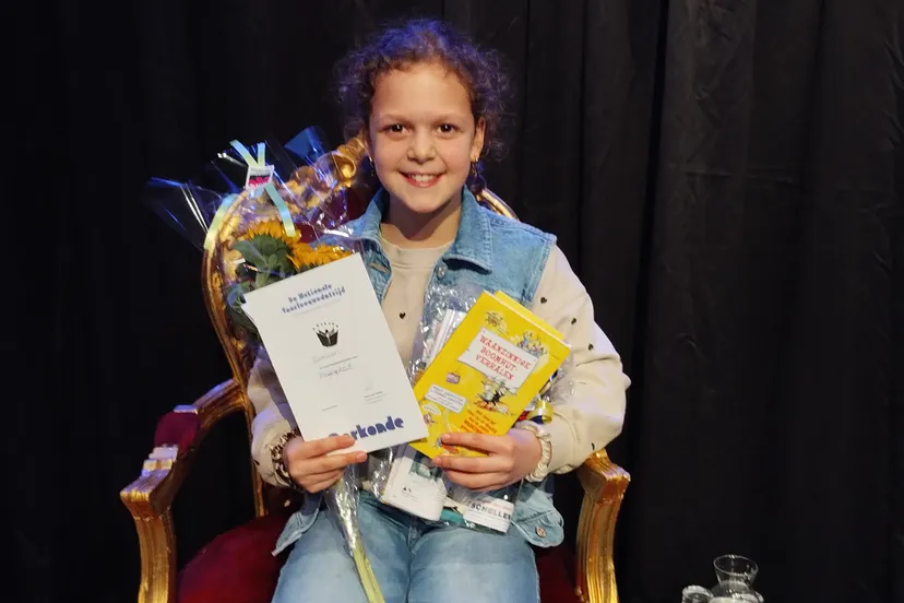 winnaar-voorleeswedstrijd-finale-meierijstad