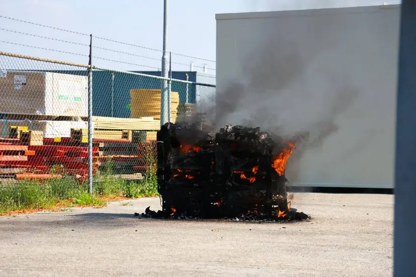 10-08-2026 Kopieermachine in brand 01