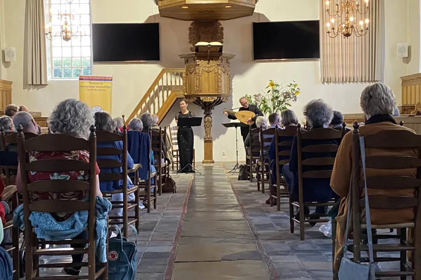 ijhorst volle kerk in ijhorst carla hofstra