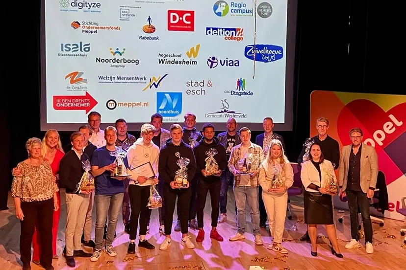 short business meet up winnaar max voorberg en organisatie 010622