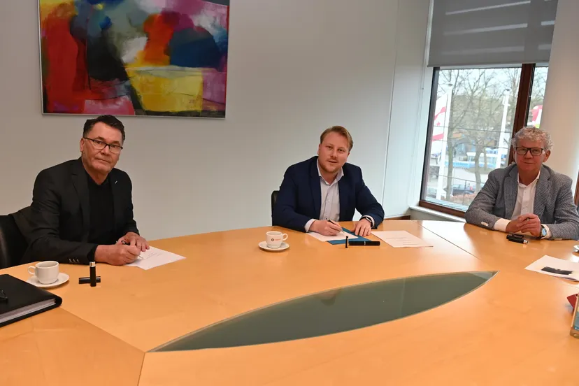 stadhuis intentie overeenkomst ondertekening 090222 foto daan prest 7841