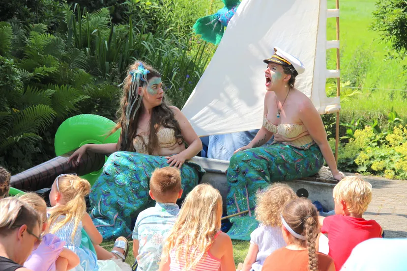 sprookjestuinen 18 juli 2021 9677 carmen vrij als een vis van de zingende zeemeerminnen foto alanda de boer