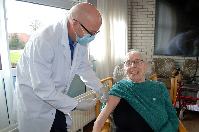 de wijk vaccineren ank van t wout fallandt de wijk 2 benny spin