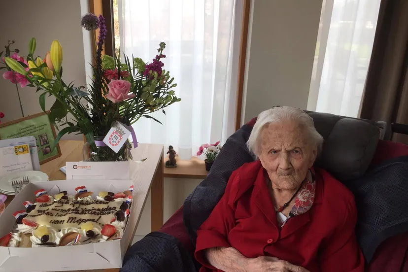 meppel mevrouw de boer siebring viert 108e verjaardag