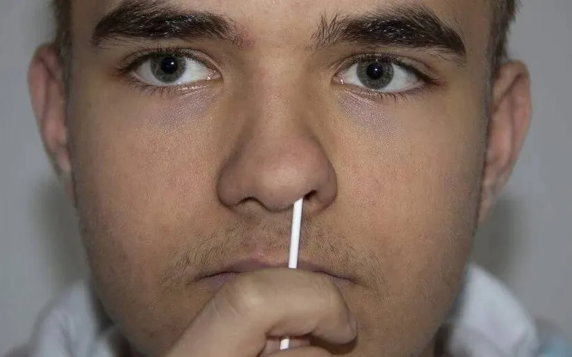 pixabay alexandra koch coronatest