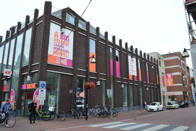 pn03072020 lelijk kromme elleboog meppel1