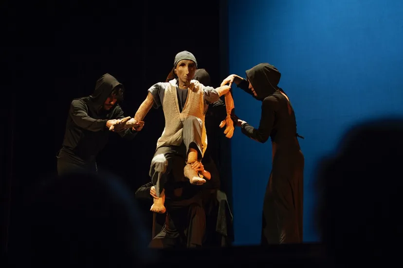 puppet 2018 zeroenconducta robinolinga mg 1717