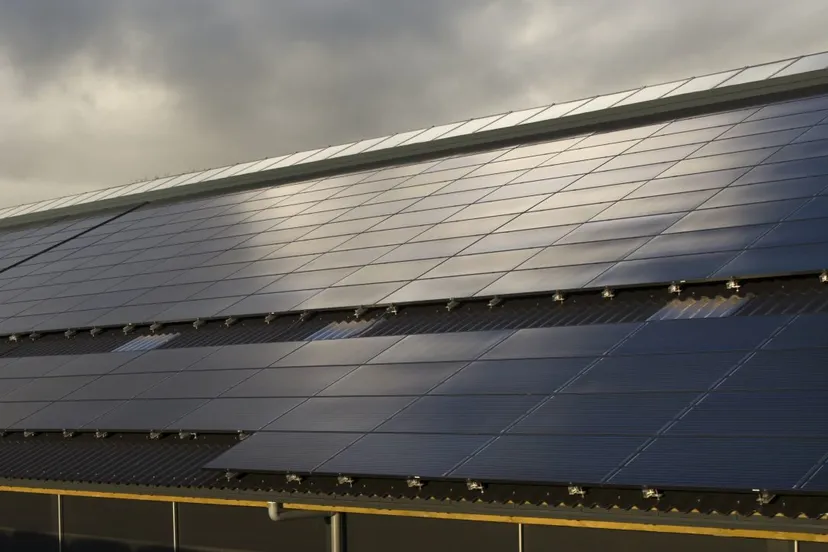 zonnepanelen stal rheebruggen 11 2015 se 5 e1540288228920