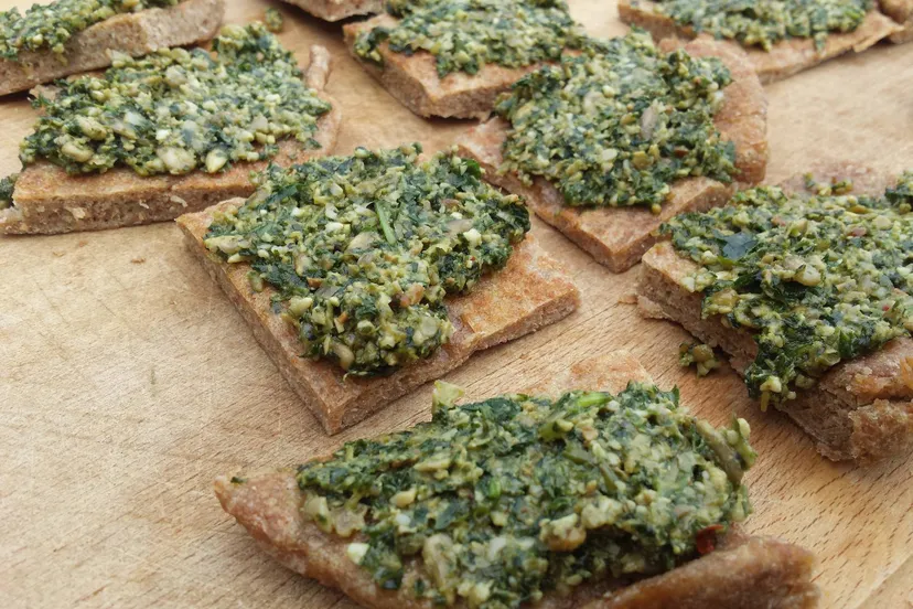 drfrw wildplukwandeling in het wilde weg