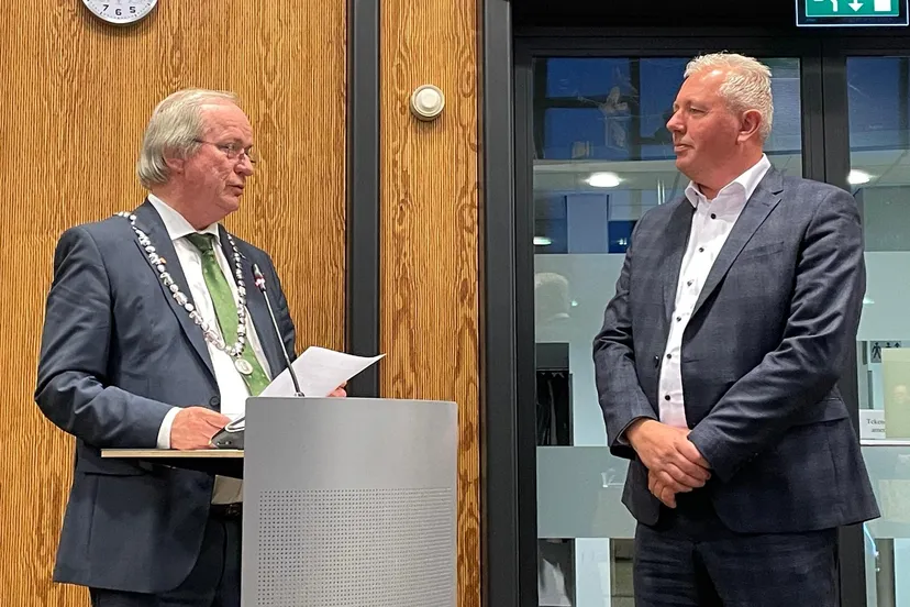 wes burgemeester jager en wethouder alfred schoenmaker 2