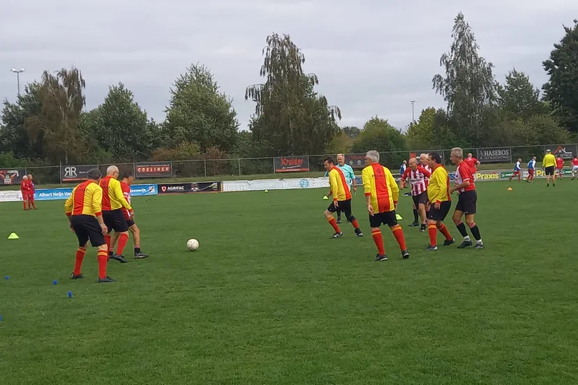 Vitesse tegen Steewijk