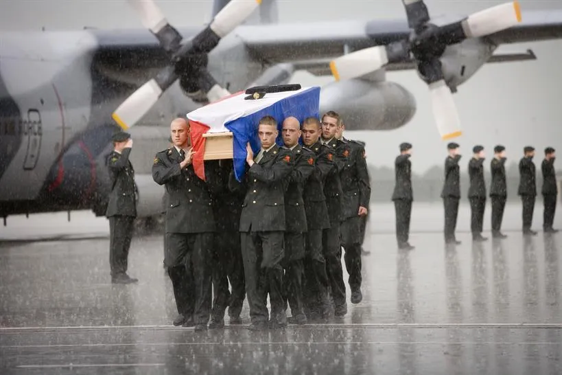 beeldmateriaal bij open brief nabestaanden van gesneuvelde nederlandse militairen