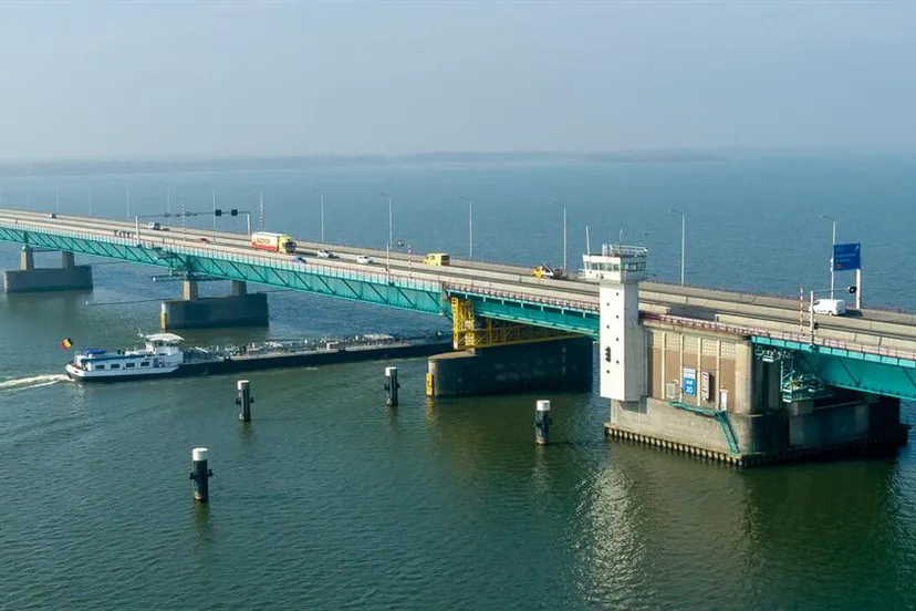 haringvlietbrug 1