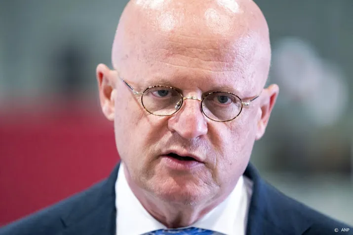 grapperhaus politie en hulpdiensten binnenkort beperkt inzetbaar