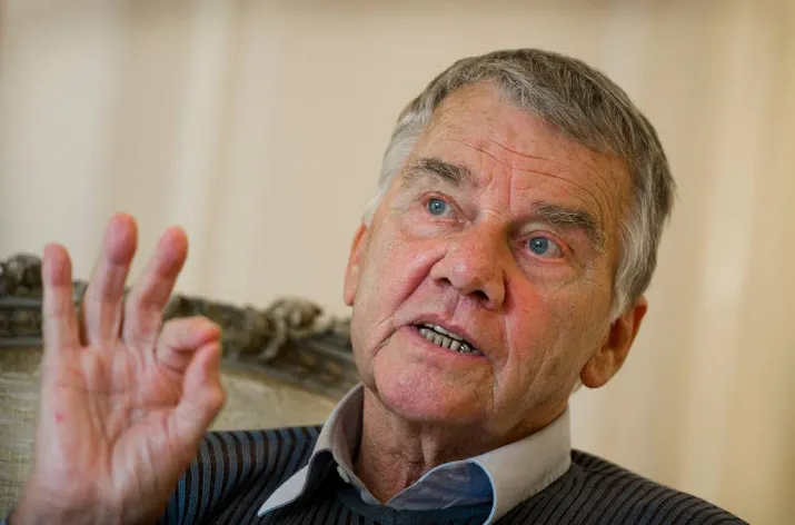 willem nijholt keert terug naar theater