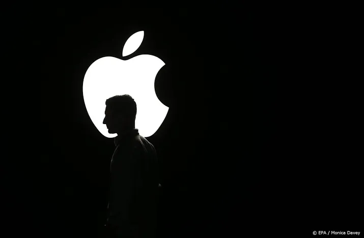 apple wil personeel op kantoor een coronaprik geven