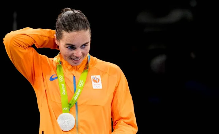 fontijn prolongeert europese titel in sofia