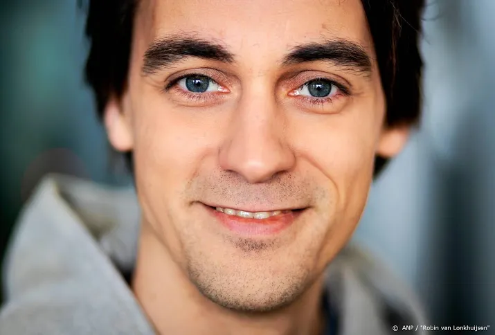 frans bedrijf cafeyn koopt blendle
