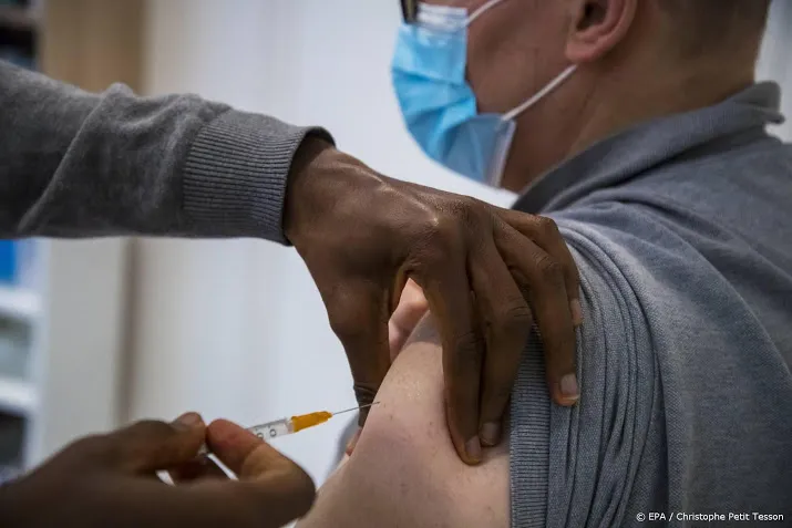 grote bedrijven bezorgd of werknemers wel vaccin kunnen krijgen