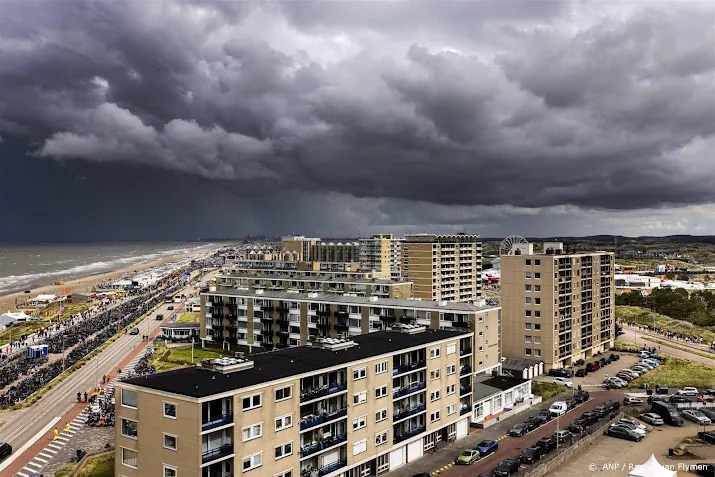 grote kans op lichte regenbui tijdens formule 1 race zandvoort