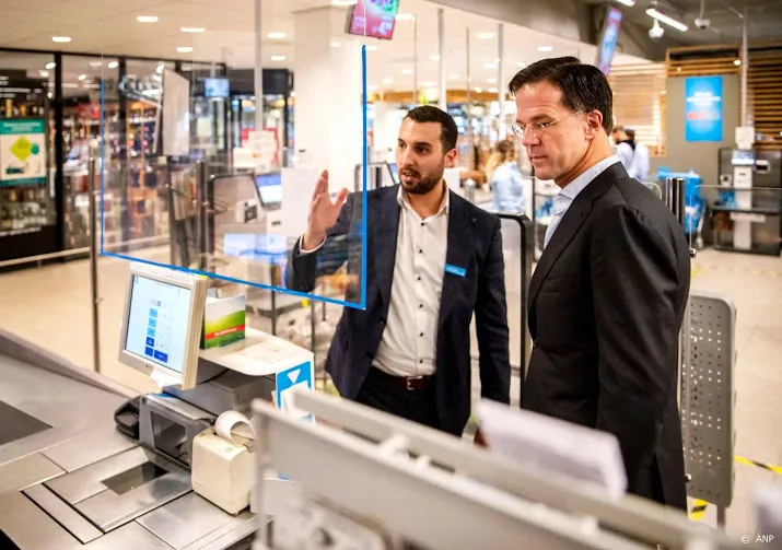 meer supermarkten komen met coronamaatregelen