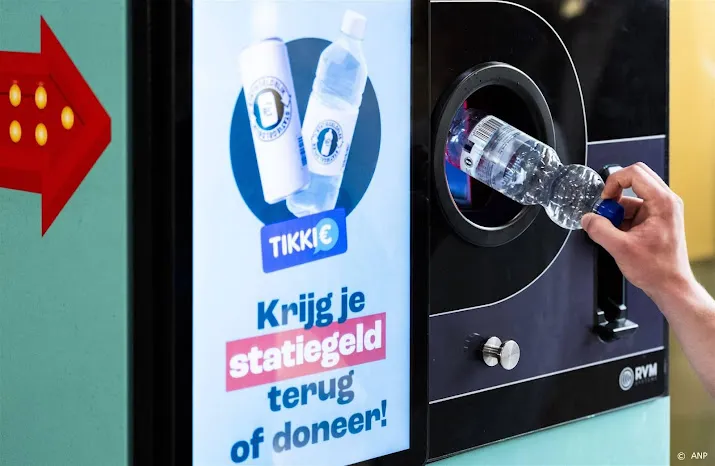 veel minder plastic flesjes op straat door statiegeldsysteem