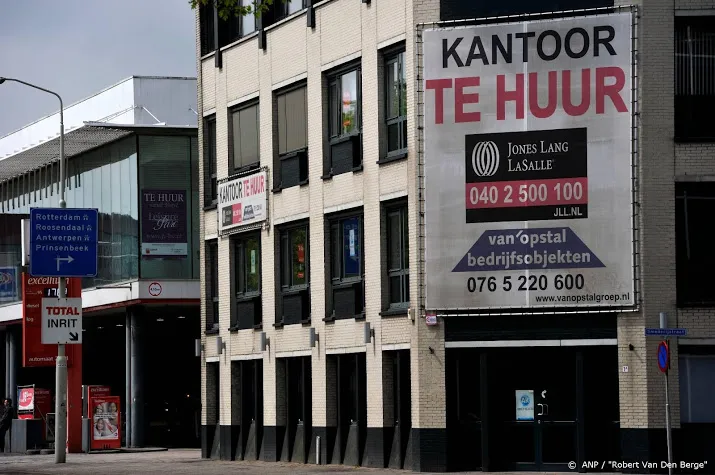 13 000 nieuwe woningen in kantoren en scholen