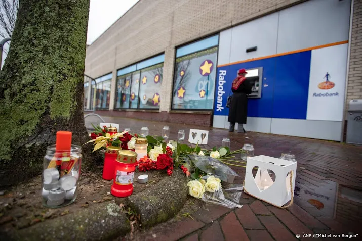 16 jarige opgepakt voor dodelijke steekpartij pinautomaat hoofddorp