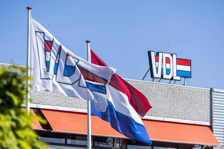 2000 medewerkers nedcar krijgen woensdag ontslag aangezegd