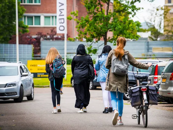22 leerlingen vmbo maastricht sowieso gezakt