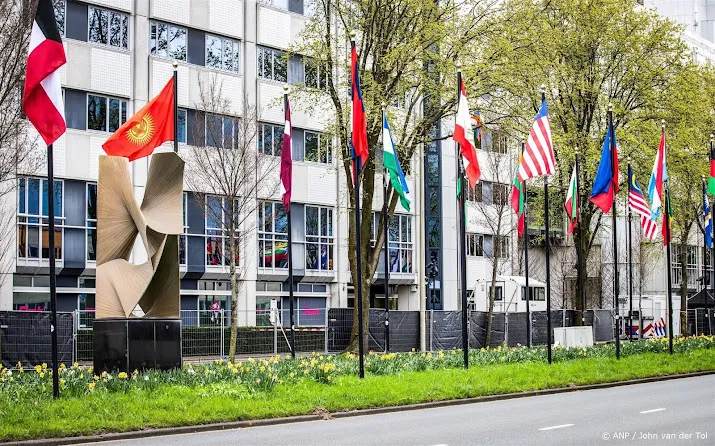 25 jaar cel voor gooien brandbom naar ambassade israel