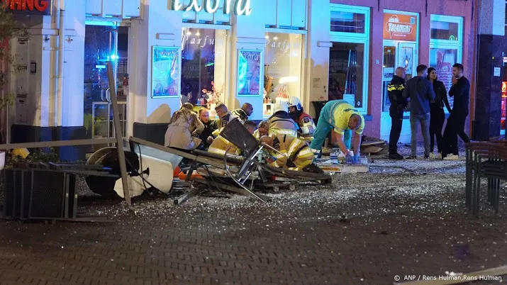 3 jaar cel voor man die inreed op terras in deventer