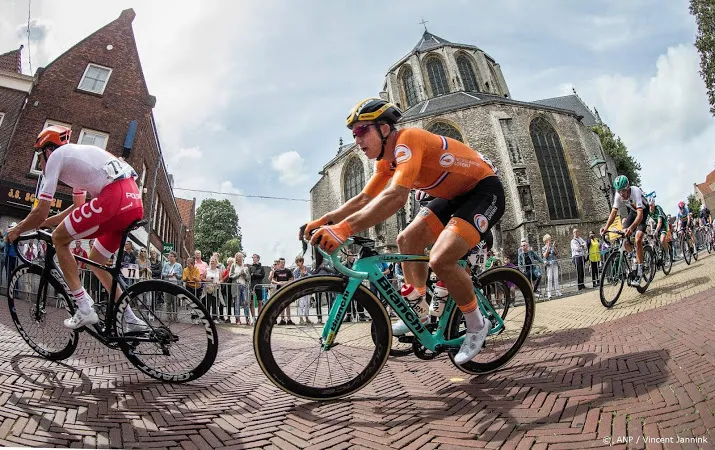 3e ritzege groenewegen van der poel leider af