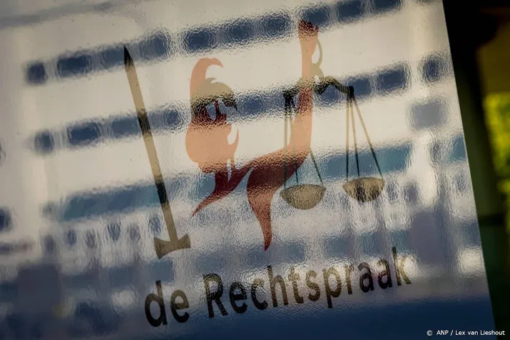 4 jaar cel voor doodschudden 8 weken oude zoontje
