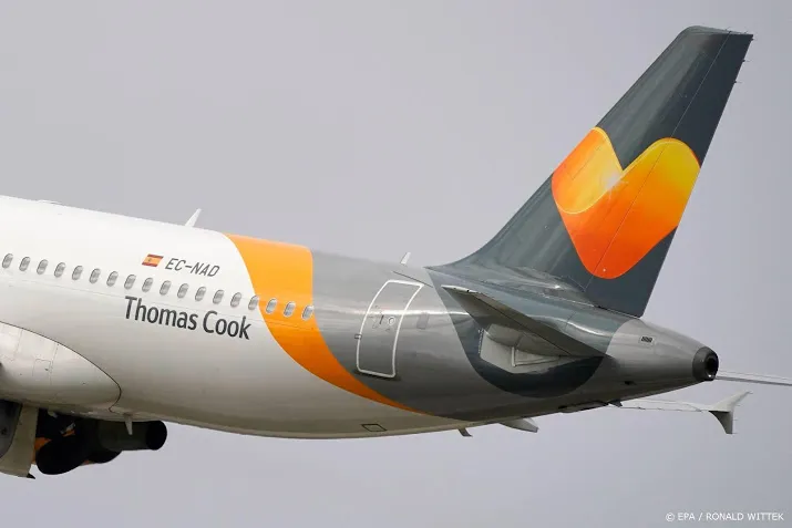 52 vluchten voor klanten thomas cook belgie