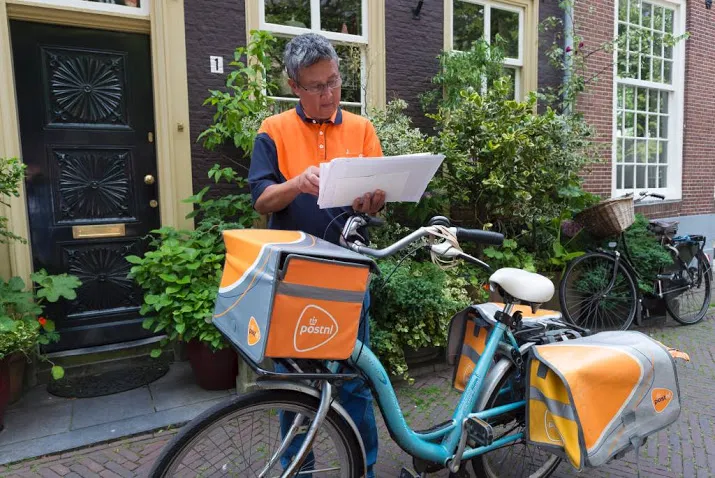 80 procent postbezorgers moet in vaste dienst