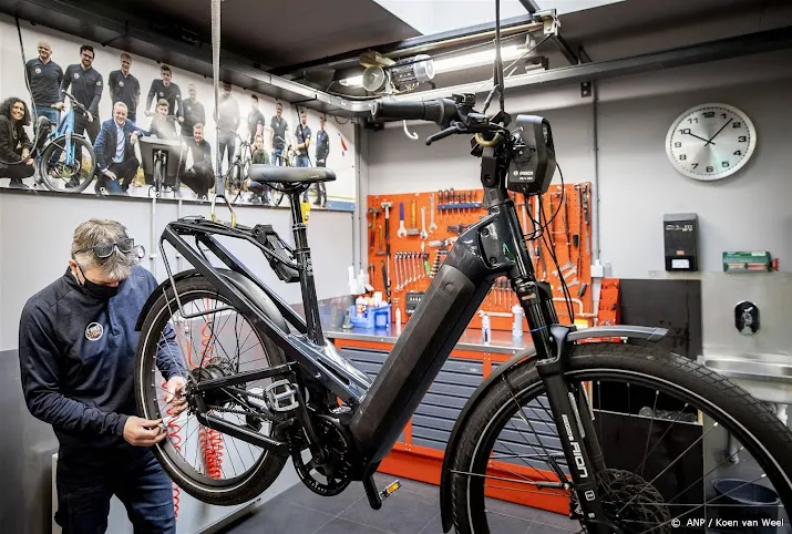 aandeel e bikes in fietsenverkoop verder omhoog