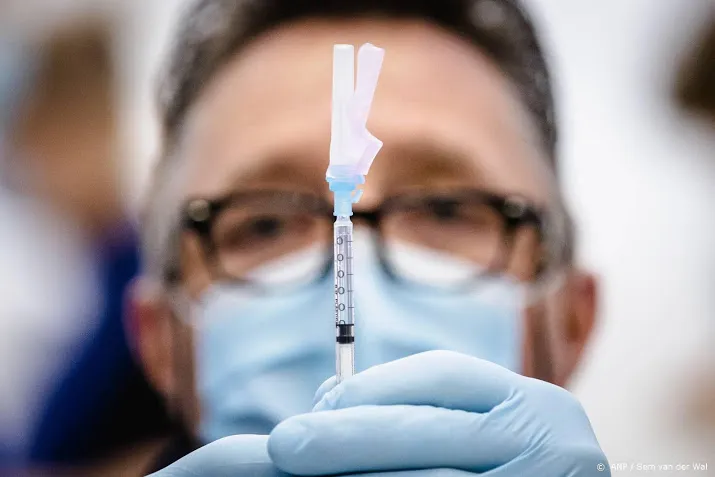 aangifte van ggd tegen complotdenkers die medewerkers bedreigen