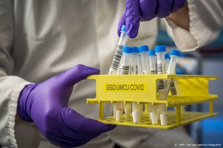 aantal coronapatienten in ziekenhuizen weer iets gestegen