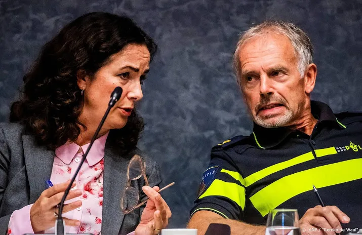 aantal misdrijven in amsterdam neemt nauwelijks verder af