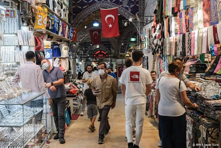 aantrekkend toerisme goed nieuws voor turkse schatkist