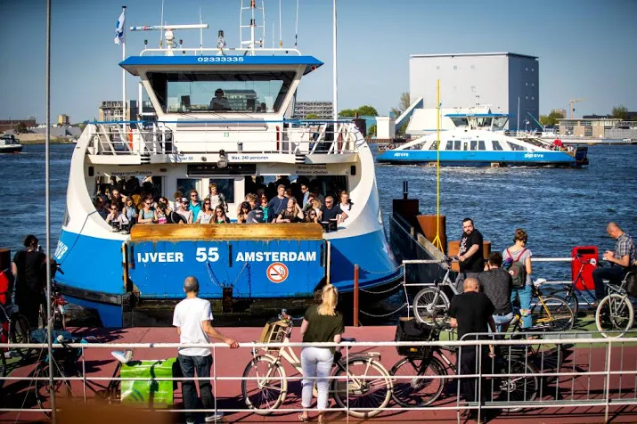 aanvaring amsterdamse pont was fout kapitein