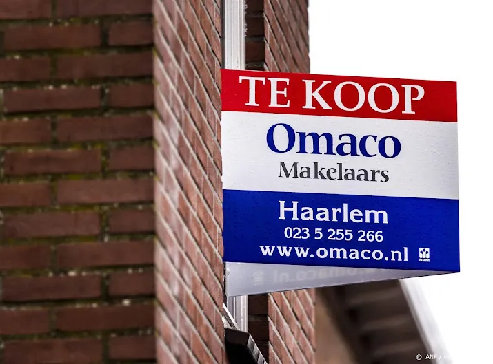 abn amro huizen worden in twee jaar 10 procent goedkoper