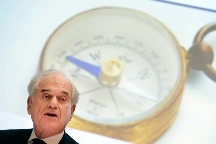 abn amro nomineert tom de swaan