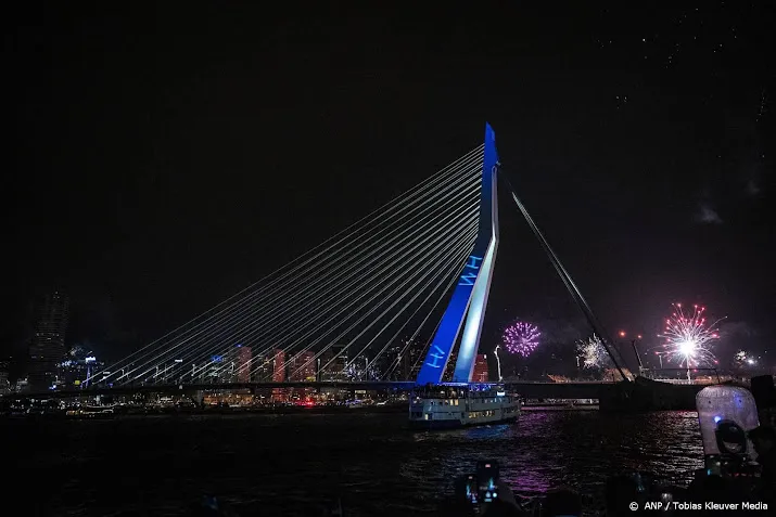 aboutaleb erasmusbrug misbruikt tijdens jaarwisseling