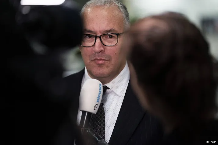 aboutaleb over explosies hopelijk keert de rust snel terug